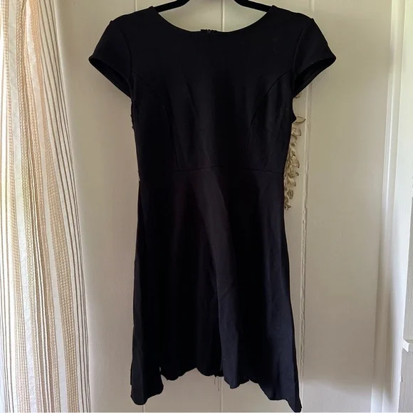 Bundle of Lulus dresses - Picture 2 of 5